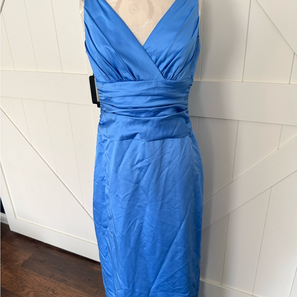 Elegant Blue Sleeveless Dress